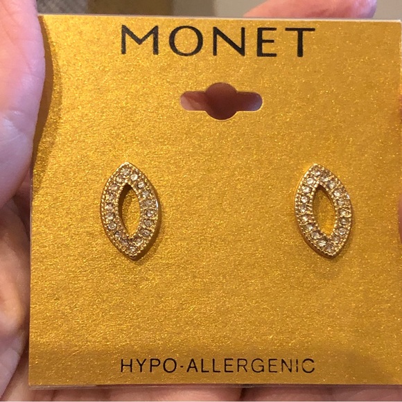 NWT Monet Earrings- Gold tone ellipse shaped with rhinestones - Picture 2 of 7